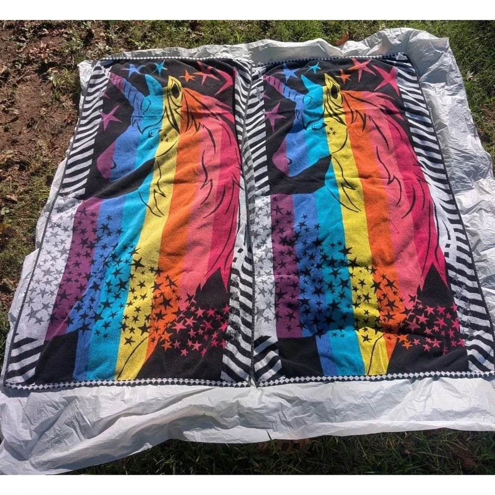 2x Sonoma Outdoors Rainbow Unicorn Beach Bath Towels 59x32 Reversible